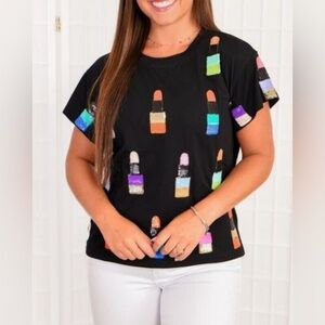 Queen of sparkles sequin lipstick tee